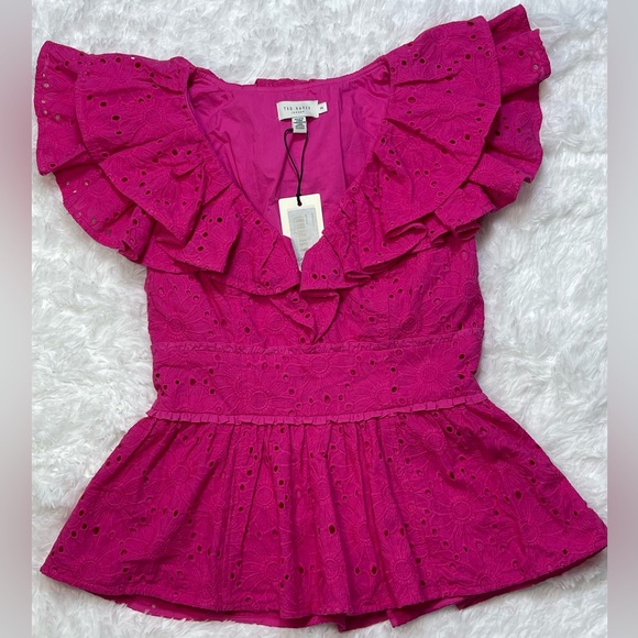 Ted Baker Mazieh Ruffled
Eyelet Top Bright Fuchsia floral embroidery Size 2 NWT - Picture 6 of 12